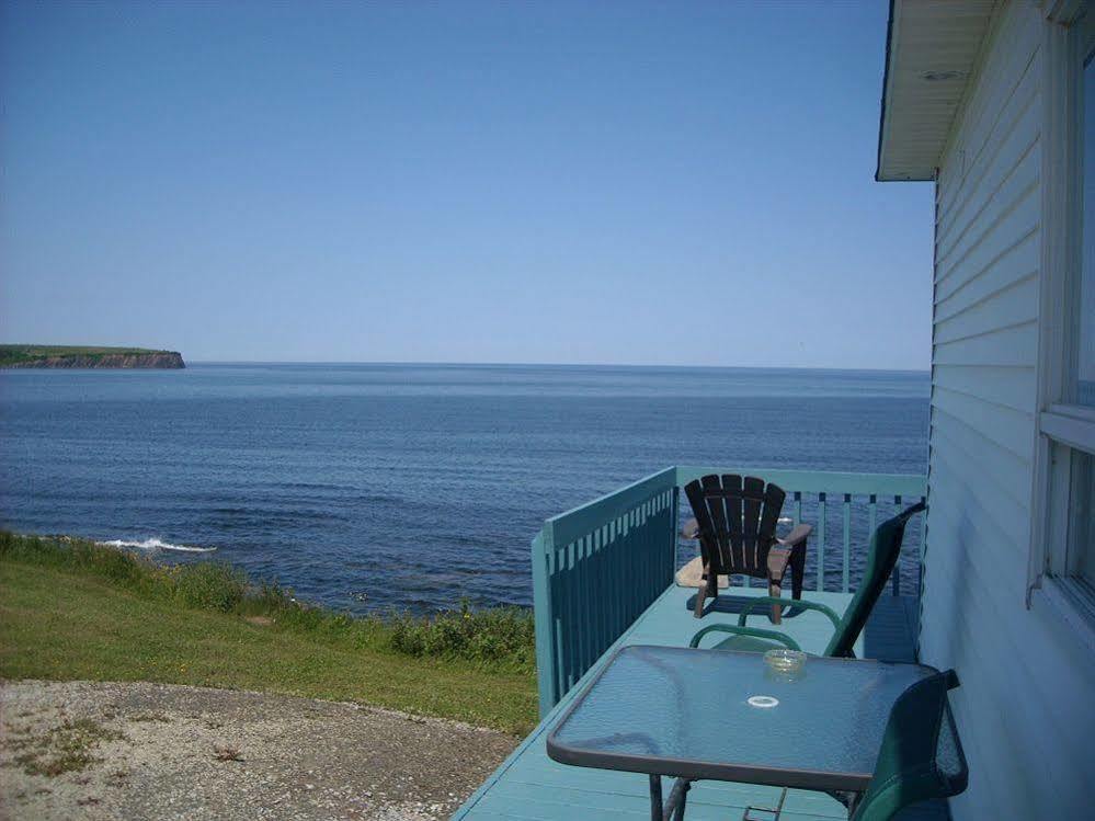 Motel Le Noroit L'Anse-au-Griffon Exterior foto